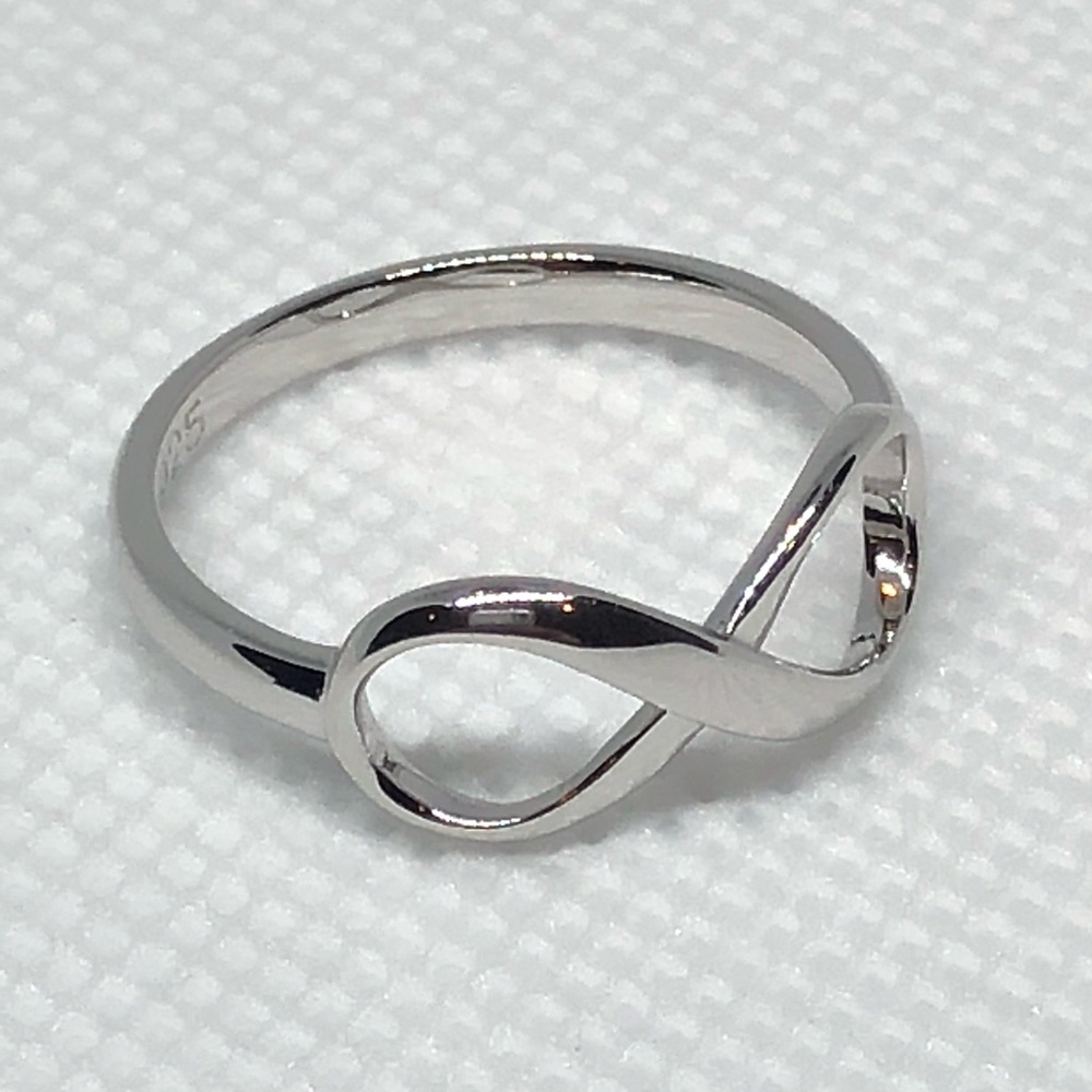 Sterling Silver Infinity Ring - Picture 2 of 8